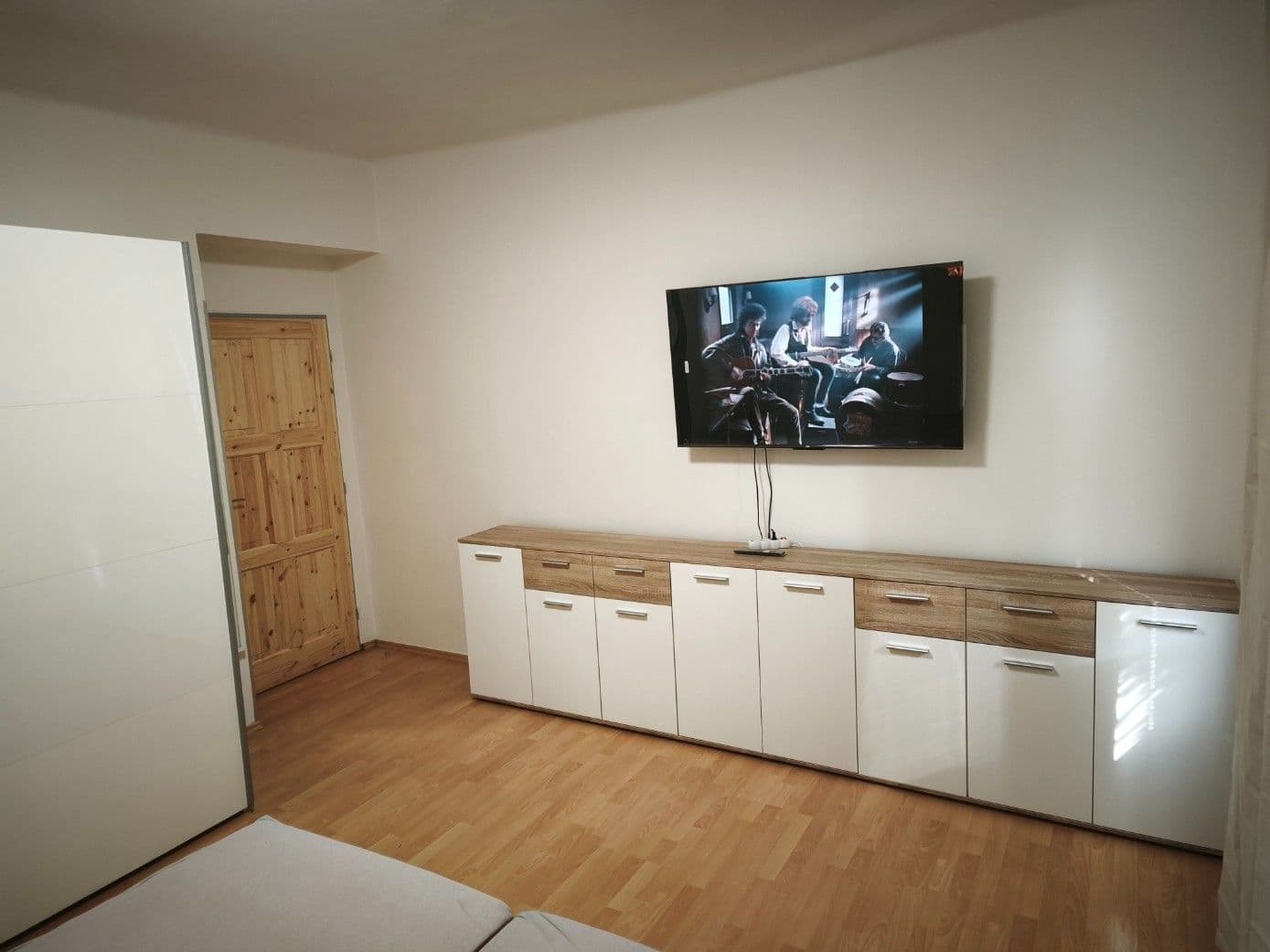 Pronájem bytu 3+1 80 m², Na Okrouhlíku, Praha, Praha Pronájem bytu 3+1 80 m², Na Okrouhlíku, Praha, Praha
