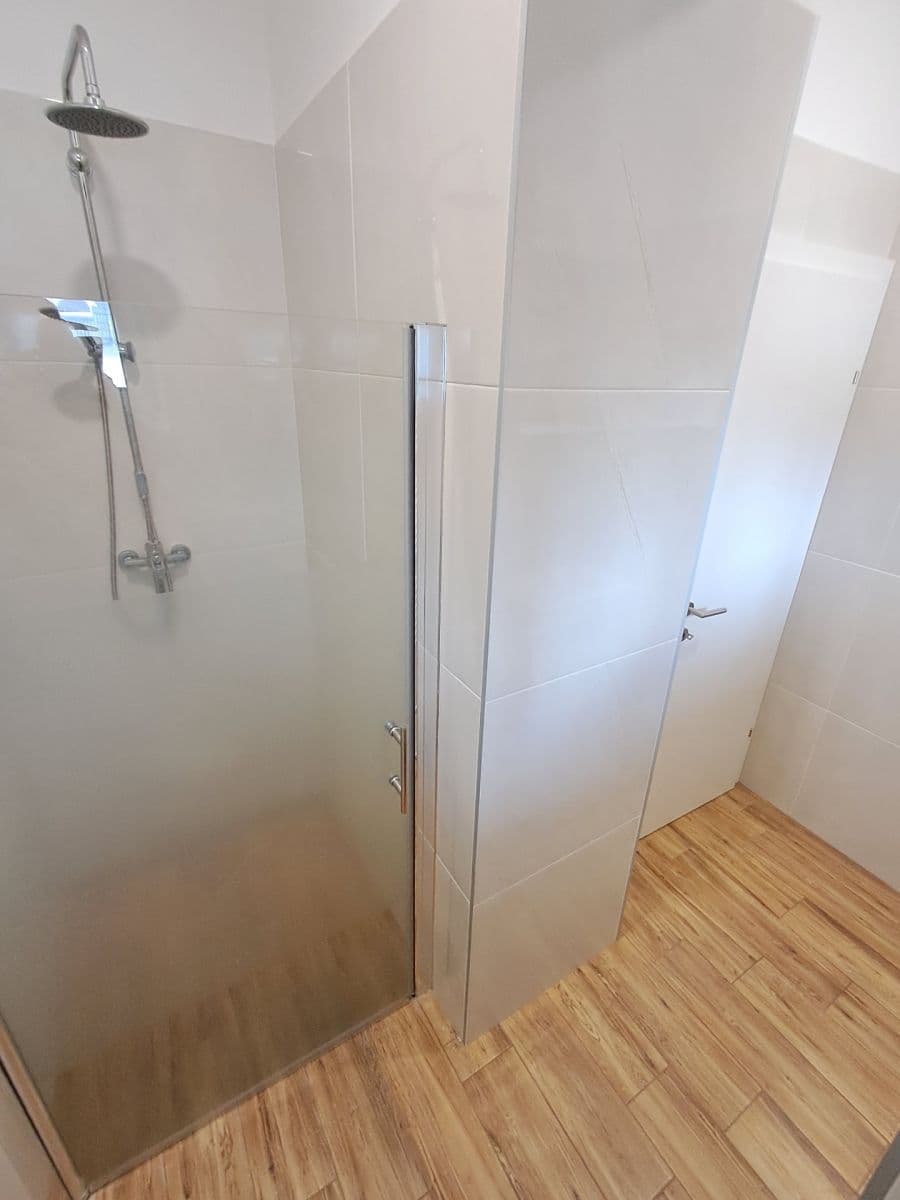 Pronájem bytu 1+kk 22 m², Pod Kesnerkou, Praha, Praha Pronájem bytu 1+kk 22 m², Pod Kesnerkou, Praha, Praha