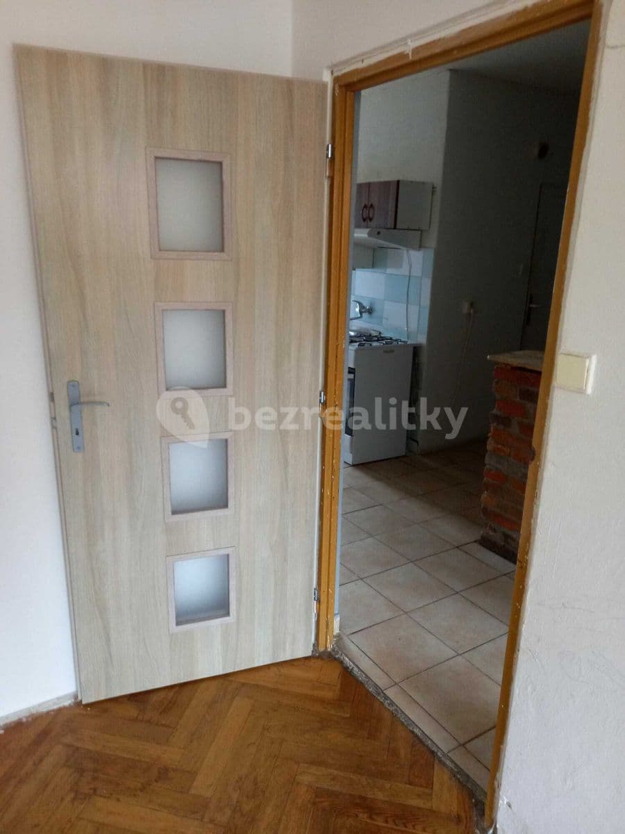 Pronájem bytu 2+1 64 m², Dolní Žandov, Karlovarský kraj Pronájem bytu 2+1 64 m², Dolní Žandov, Karlovarský kraj