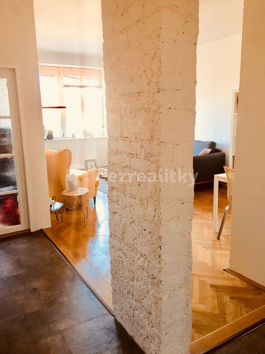 Pronájem bytu 2+kk 50 m², 5. května, Praha, Praha Pronájem bytu 2+kk 50 m², 5. května, Praha, Praha