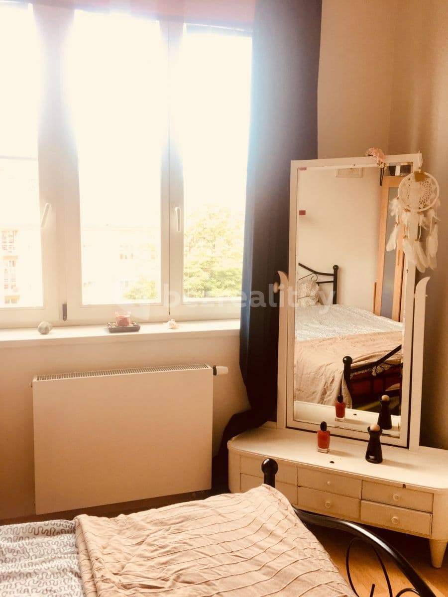 Pronájem bytu 2+kk 50 m², 5. května, Praha, Praha Pronájem bytu 2+kk 50 m², 5. května, Praha, Praha