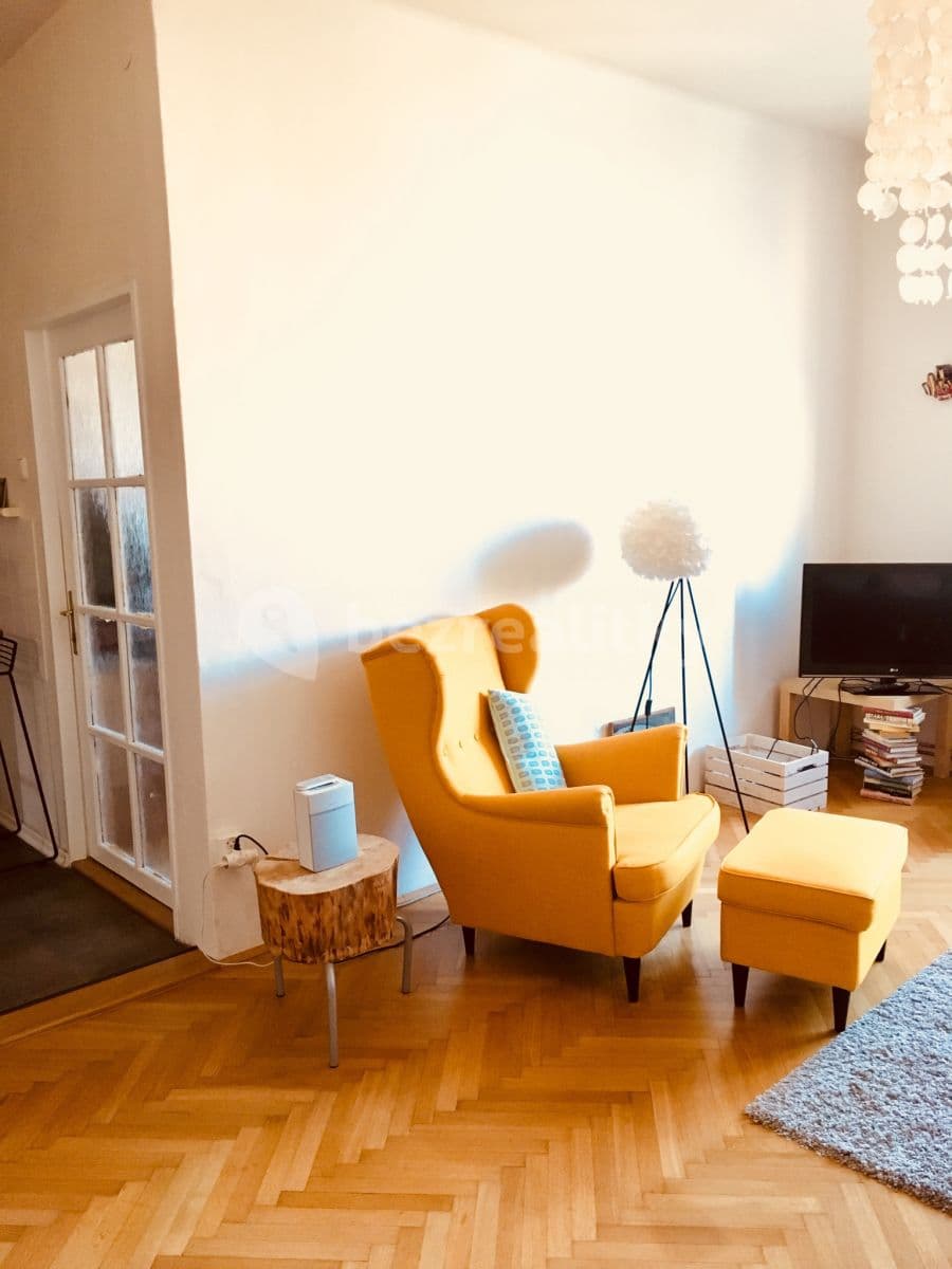 Pronájem bytu 2+kk 50 m², 5. května, Praha, Praha Pronájem bytu 2+kk 50 m², 5. května, Praha, Praha