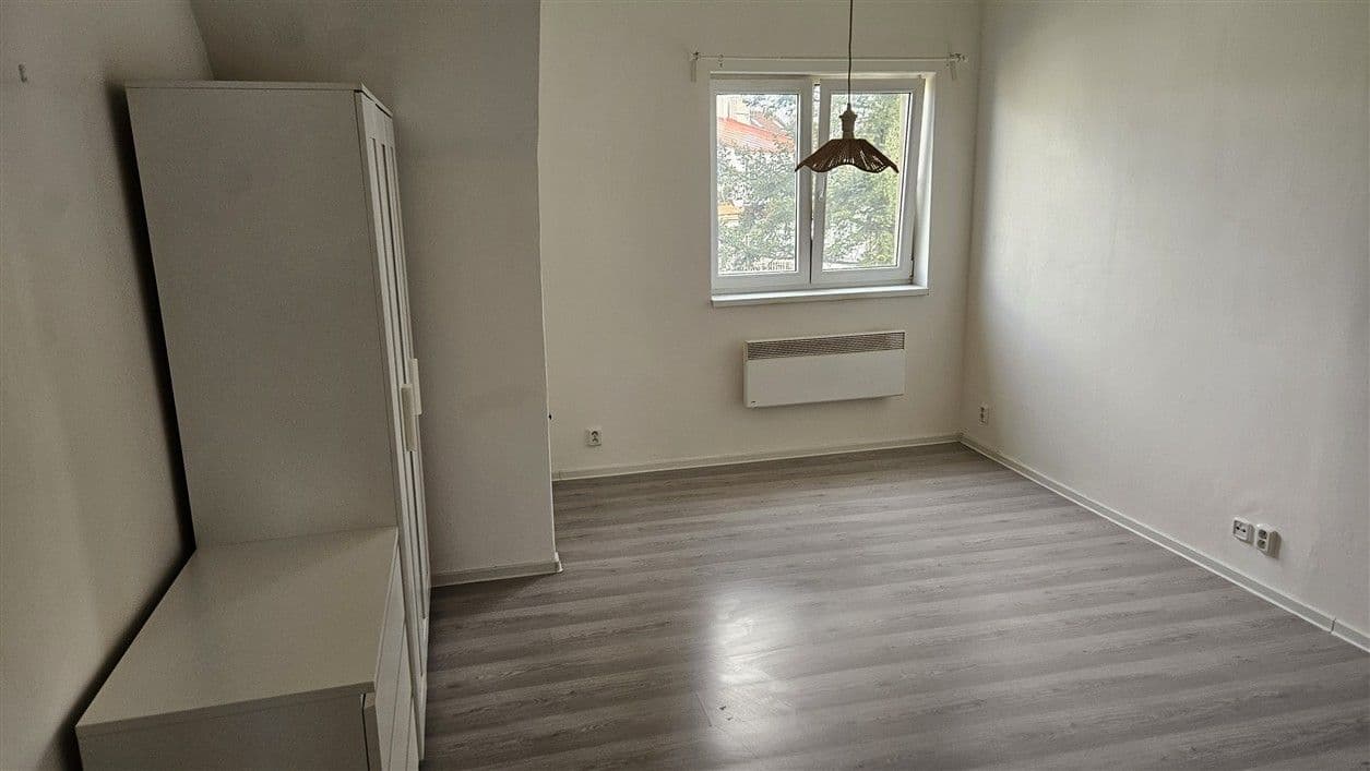 Pronájem bytu 1+kk 21 m², Šárecká, Praha, Praha Pronájem bytu 1+kk 21 m², Šárecká, Praha, Praha