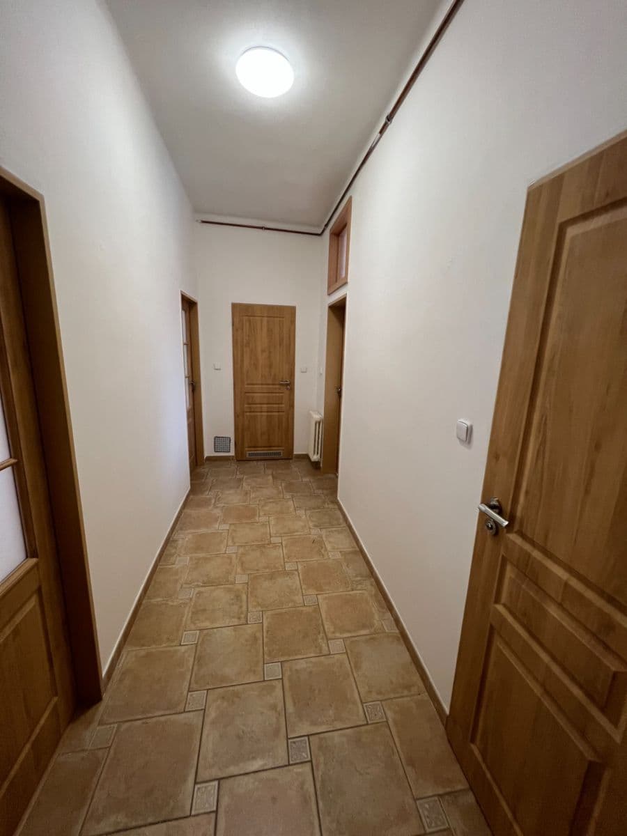 Pronájem bytu 2+1 73 m², Na Hroudě, Praha, Praha Pronájem bytu 2+1 73 m², Na Hroudě, Praha, Praha