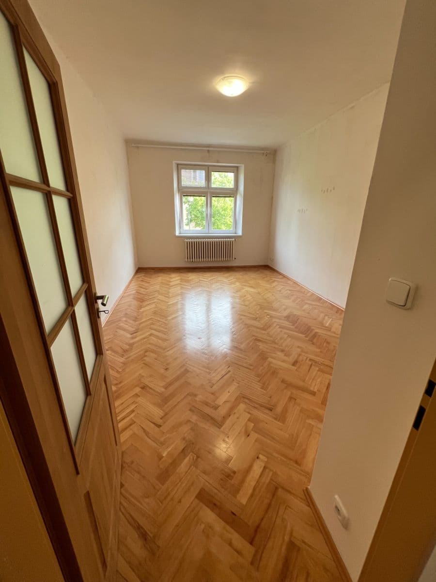 Pronájem bytu 2+1 73 m², Na Hroudě, Praha, Praha Pronájem bytu 2+1 73 m², Na Hroudě, Praha, Praha