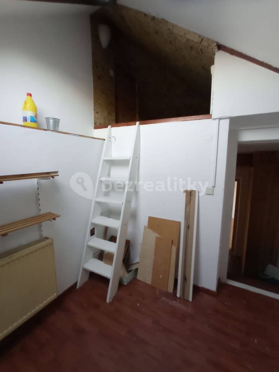 Pronájem domu 84 m², pozemek 500 m², Khodlova, Praha, Praha Pronájem domu 84 m², pozemek 500 m², Khodlova, Praha, Praha