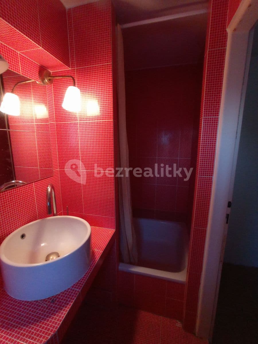 Pronájem domu 84 m², pozemek 500 m², Khodlova, Praha, Praha Pronájem domu 84 m², pozemek 500 m², Khodlova, Praha, Praha