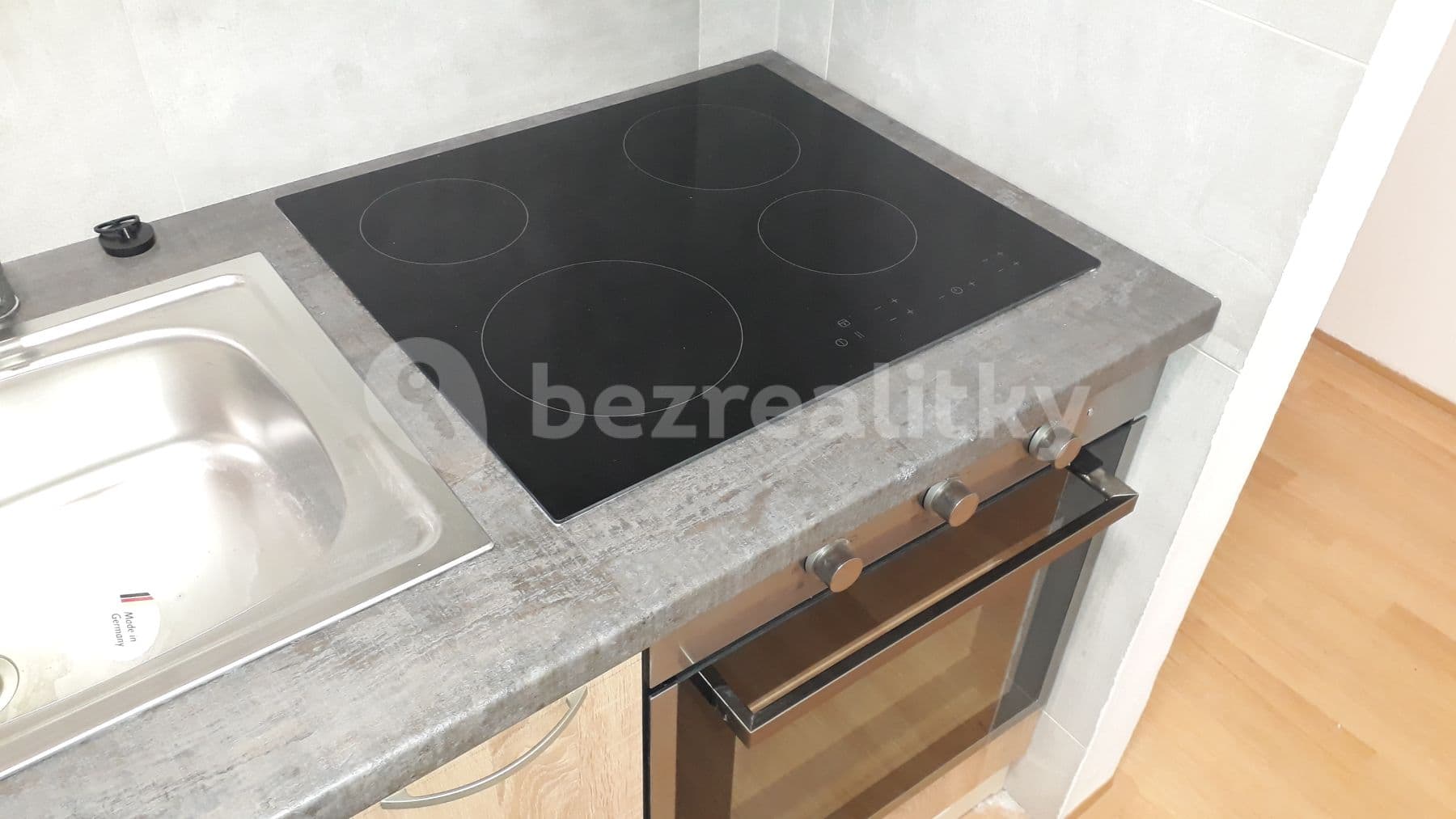 Pronájem bytu 1+1 38 m², Vondrákova, Brno, Jihomoravský kraj Pronájem bytu 1+1 38 m², Vondrákova, Brno, Jihomoravský kraj