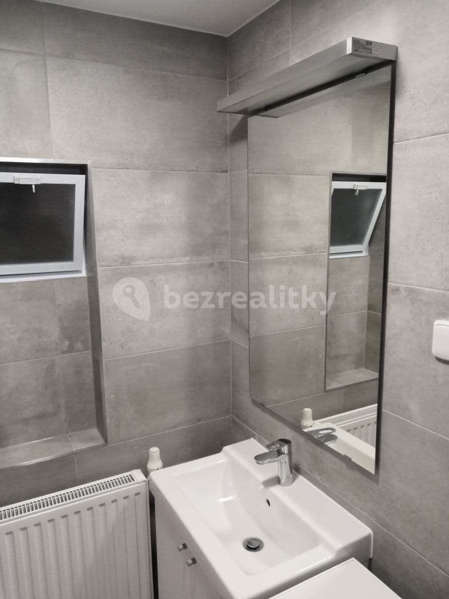 Pronájem bytu 4+kk 104 m², U Sokolovny, Zlín, Zlínský kraj Pronájem bytu 4+kk 104 m², U Sokolovny, Zlín, Zlínský kraj
