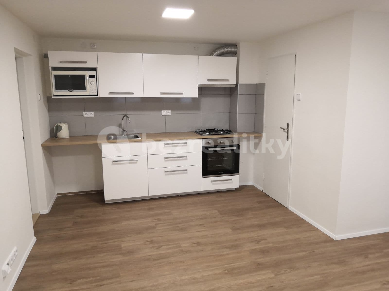 Pronájem bytu 4+kk 104 m², U Sokolovny, Zlín, Zlínský kraj Pronájem bytu 4+kk 104 m², U Sokolovny, Zlín, Zlínský kraj