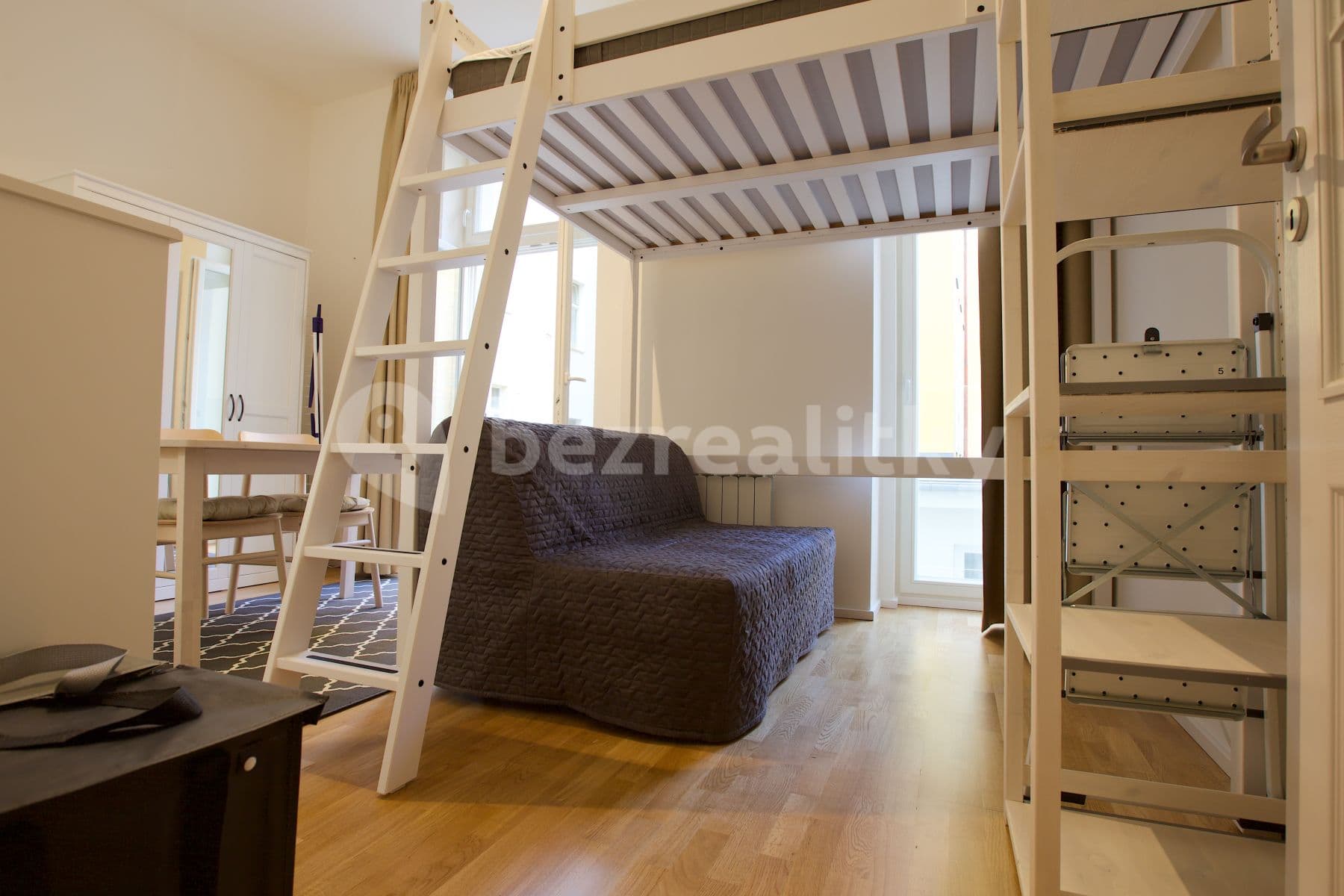 Pronájem bytu 1+kk 24 m², Příčná, Praha, Praha Pronájem bytu 1+kk 24 m², Příčná, Praha, Praha