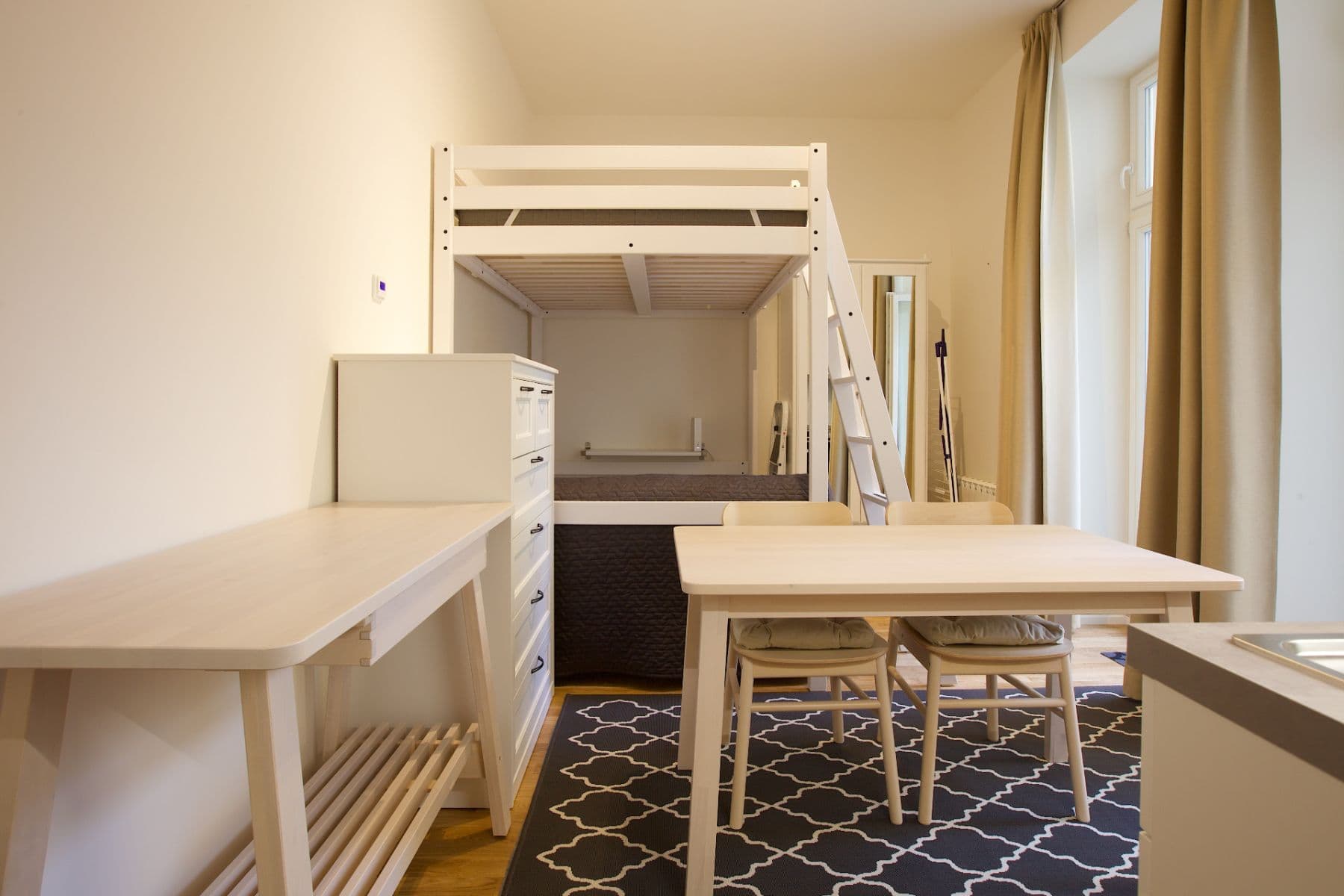 Pronájem bytu 1+kk 27 m², Příčná, Praha, Praha Pronájem bytu 1+kk 27 m², Příčná, Praha, Praha