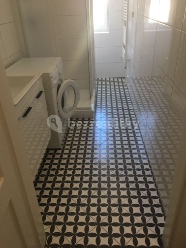 Pronájem bytu 2+1 60 m², Cetyňská, Praha, Praha Pronájem bytu 2+1 60 m², Cetyňská, Praha, Praha