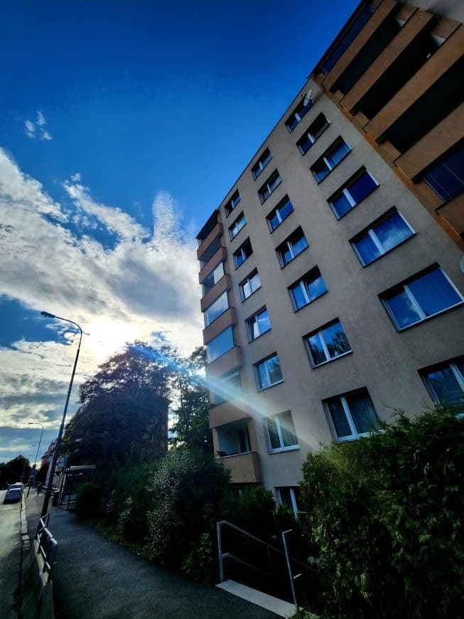Pronájem bytu 1+kk 22 m², Lidická, Karlovy Vary, Karlovarský kraj Pronájem bytu 1+kk 22 m², Lidická, Karlovy Vary, Karlovarský kraj