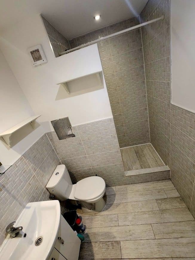 Pronájem bytu 1+kk 22 m², Lidická, Karlovy Vary, Karlovarský kraj Pronájem bytu 1+kk 22 m², Lidická, Karlovy Vary, Karlovarský kraj