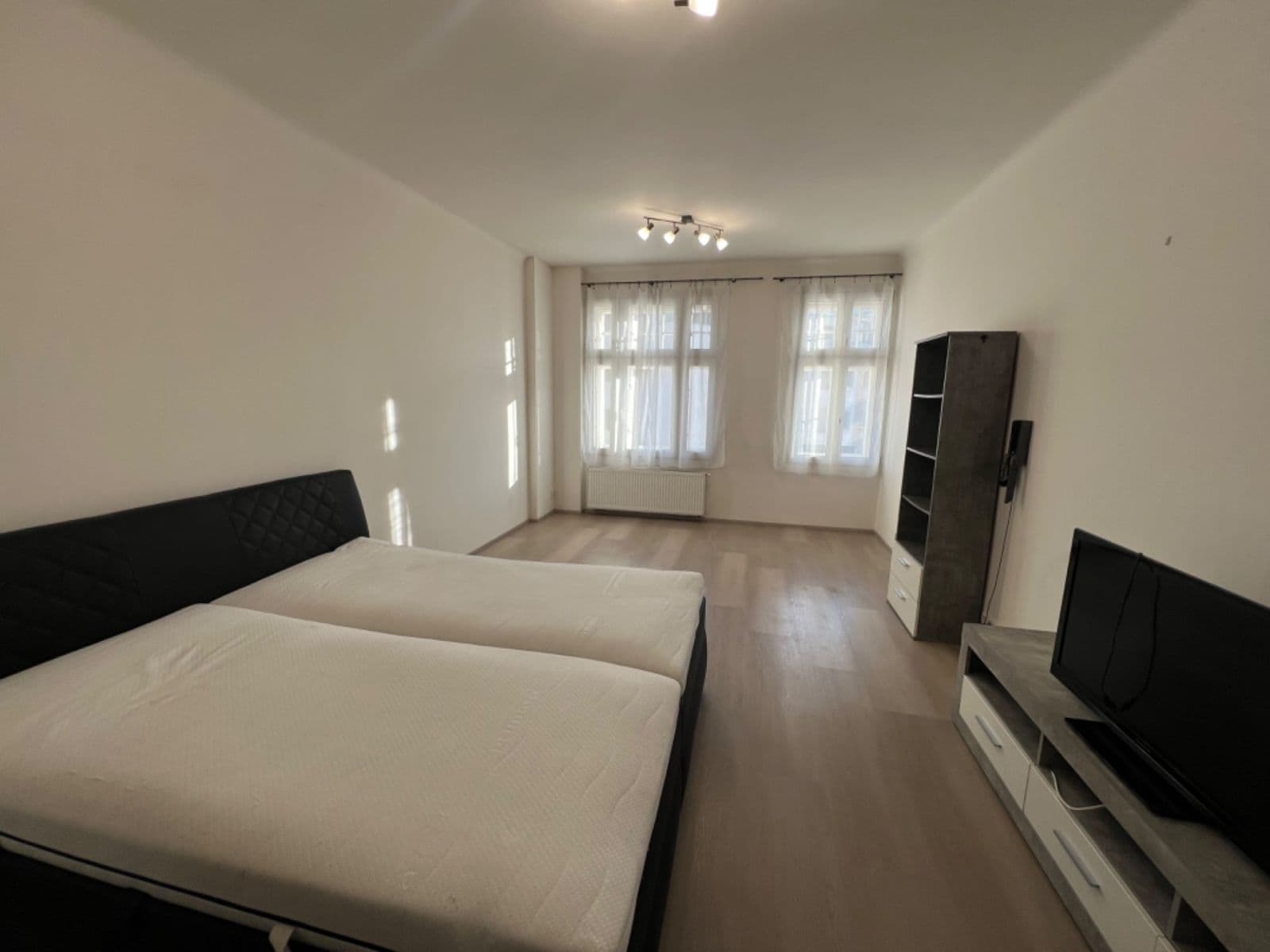 Pronájem bytu 2+kk 55 m², Letenské náměstí, Praha, Praha Pronájem bytu 2+kk 55 m², Letenské náměstí, Praha, Praha