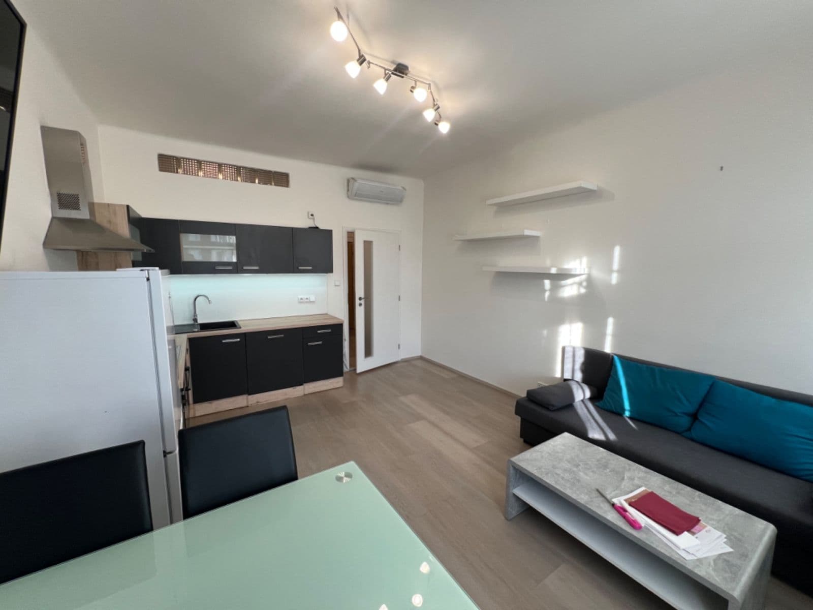 Pronájem bytu 2+kk 55 m², Letenské náměstí, Praha, Praha Pronájem bytu 2+kk 55 m², Letenské náměstí, Praha, Praha