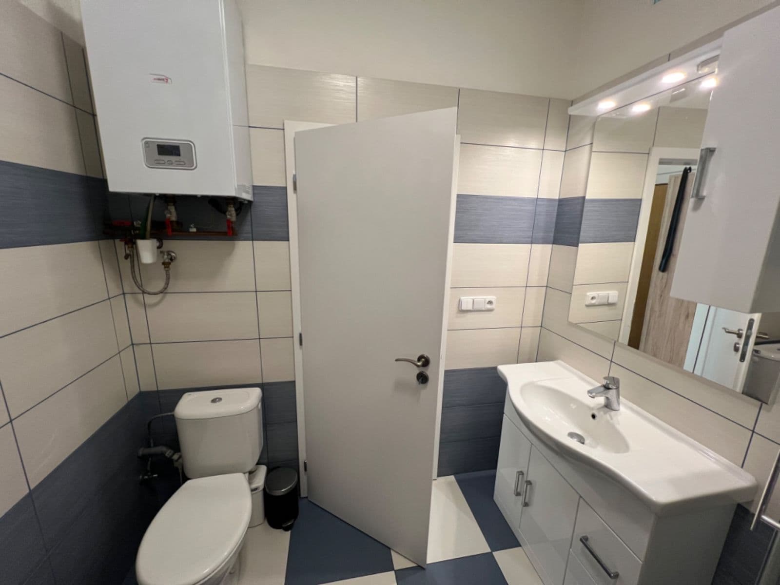 Pronájem bytu 2+kk 55 m², Letenské náměstí, Praha, Praha Pronájem bytu 2+kk 55 m², Letenské náměstí, Praha, Praha