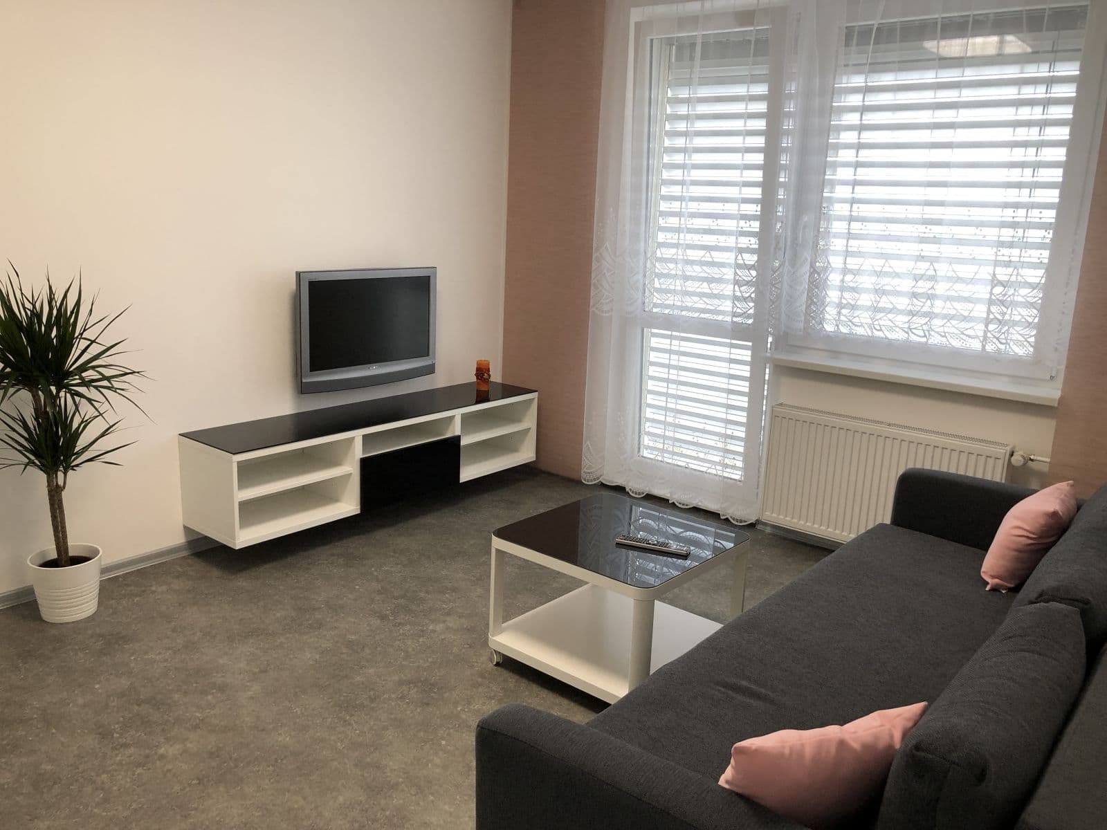 Pronájem bytu 1+1 36 m², Jánošíkova, Brno, Jihomoravský kraj Pronájem bytu 1+1 36 m², Jánošíkova, Brno, Jihomoravský kraj