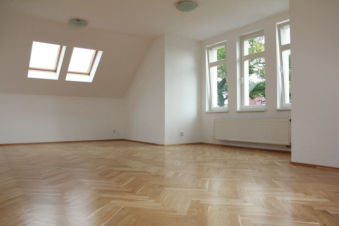 Pronájem bytu 3+1 104 m², Na Hanspaulce, Praha, Praha Pronájem bytu 3+1 104 m², Na Hanspaulce, Praha, Praha