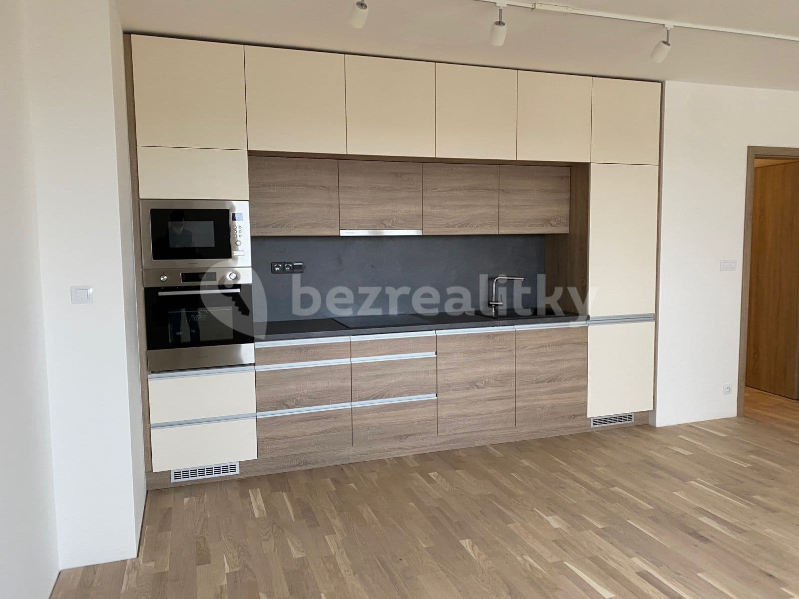 Pronájem bytu 2+kk 62 m², Kytínská, Praha, Praha Pronájem bytu 2+kk 62 m², Kytínská, Praha, Praha