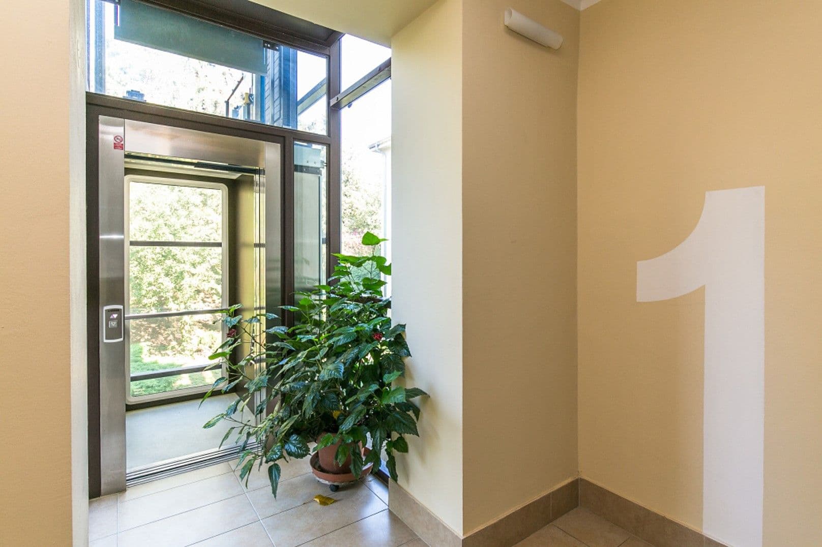 Pronájem bytu 2+1 61 m², Kladenská, Praha, Praha Pronájem bytu 2+1 61 m², Kladenská, Praha, Praha
