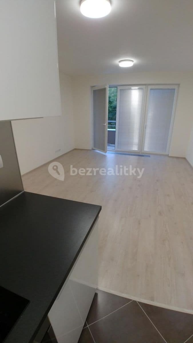 Pronájem bytu 2+kk 62 m², Modenská, Praha, Praha Pronájem bytu 2+kk 62 m², Modenská, Praha, Praha