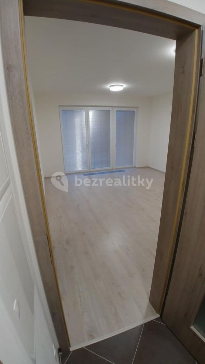 Pronájem bytu 2+kk 62 m², Modenská, Praha, Praha Pronájem bytu 2+kk 62 m², Modenská, Praha, Praha