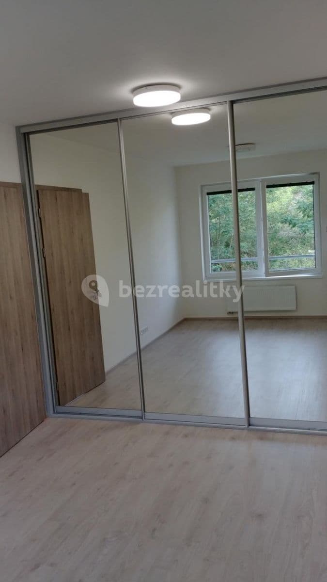 Pronájem bytu 2+kk 62 m², Modenská, Praha, Praha Pronájem bytu 2+kk 62 m², Modenská, Praha, Praha