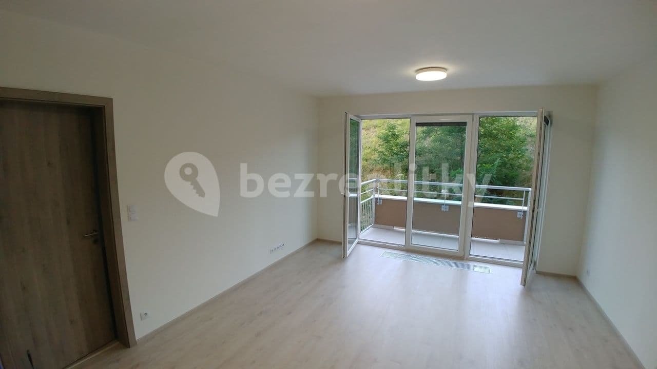 Pronájem bytu 2+kk 62 m², Modenská, Praha, Praha Pronájem bytu 2+kk 62 m², Modenská, Praha, Praha