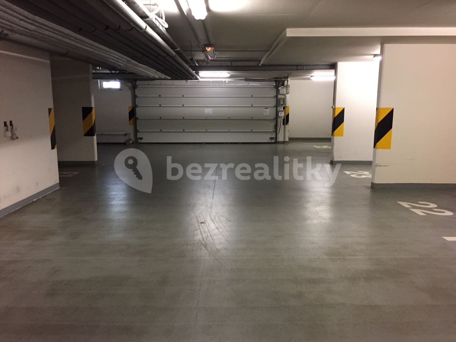 Pronájem garáže 20 m², Na Palouku, Praha, Praha Pronájem garáže 20 m², Na Palouku, Praha, Praha