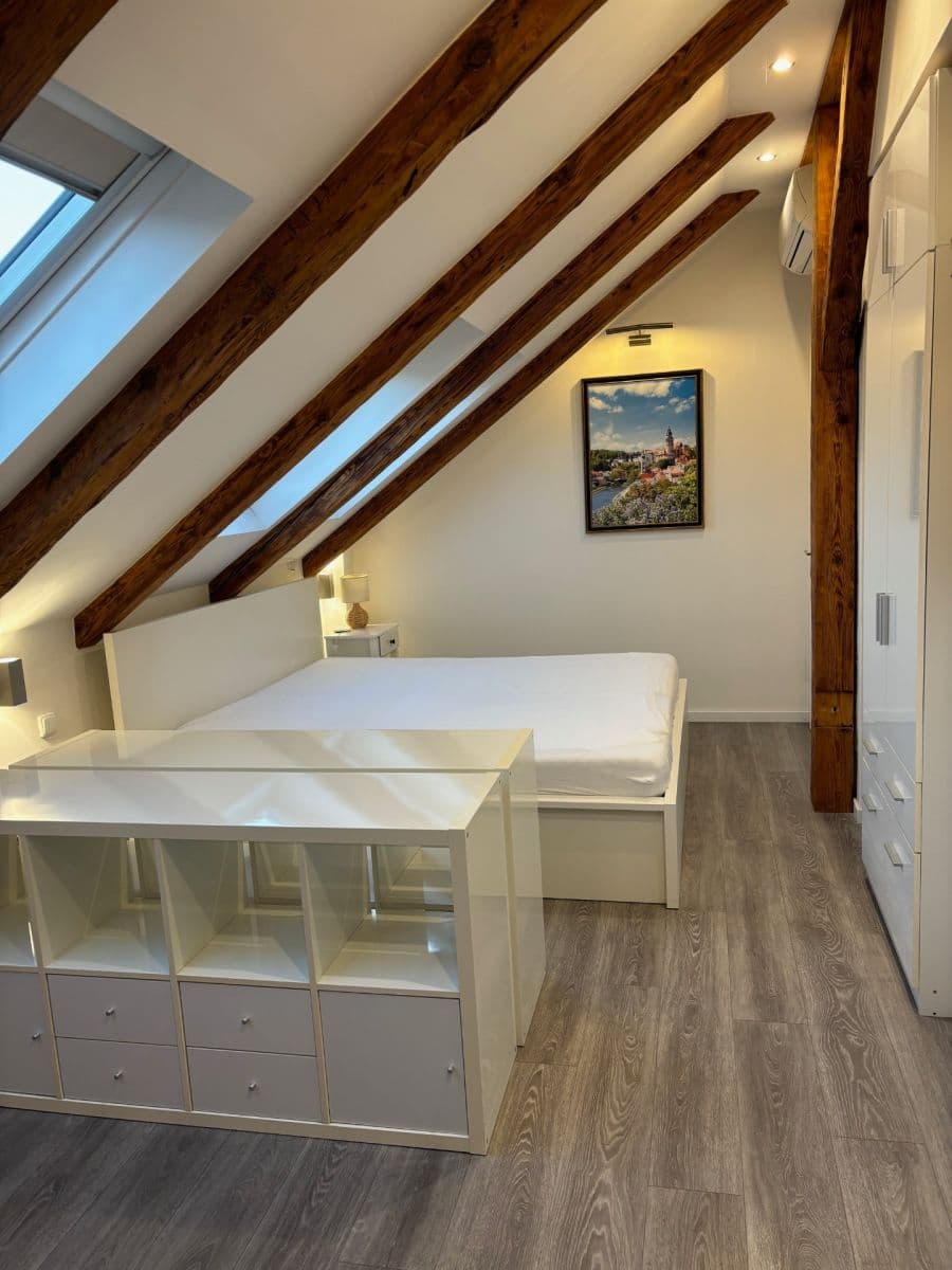 Pronájem bytu 2+kk 65 m², Milady Horákové, Praha, Praha Pronájem bytu 2+kk 65 m², Milady Horákové, Praha, Praha