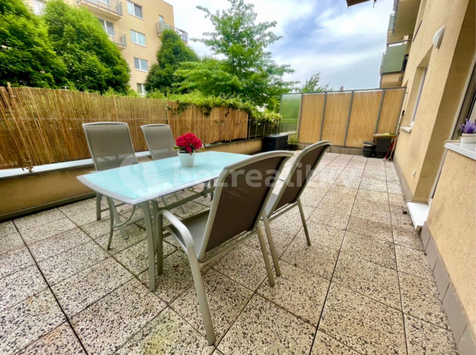 Pronájem bytu 2+kk 66 m², Budapešťská, Praha, Praha Pronájem bytu 2+kk 66 m², Budapešťská, Praha, Praha