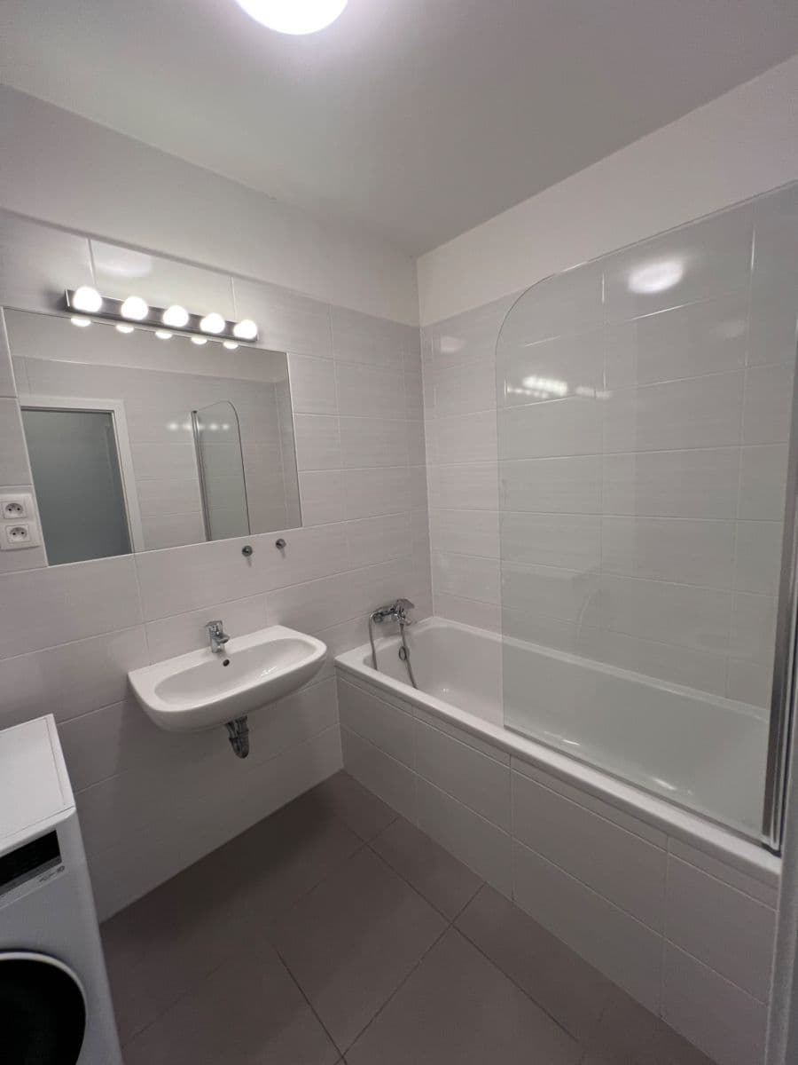 Pronájem bytu 2+kk 53 m², Za Vackovem, Praha, Praha Pronájem bytu 2+kk 53 m², Za Vackovem, Praha, Praha