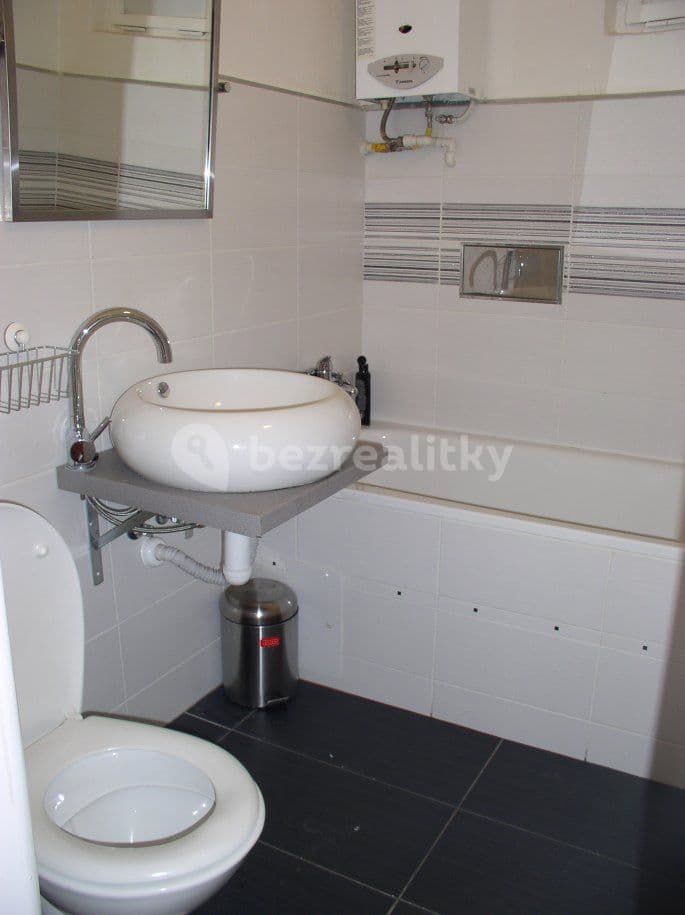 Pronájem bytu 2+kk 44 m², Pod Kavalírkou, Praha, Praha Pronájem bytu 2+kk 44 m², Pod Kavalírkou, Praha, Praha