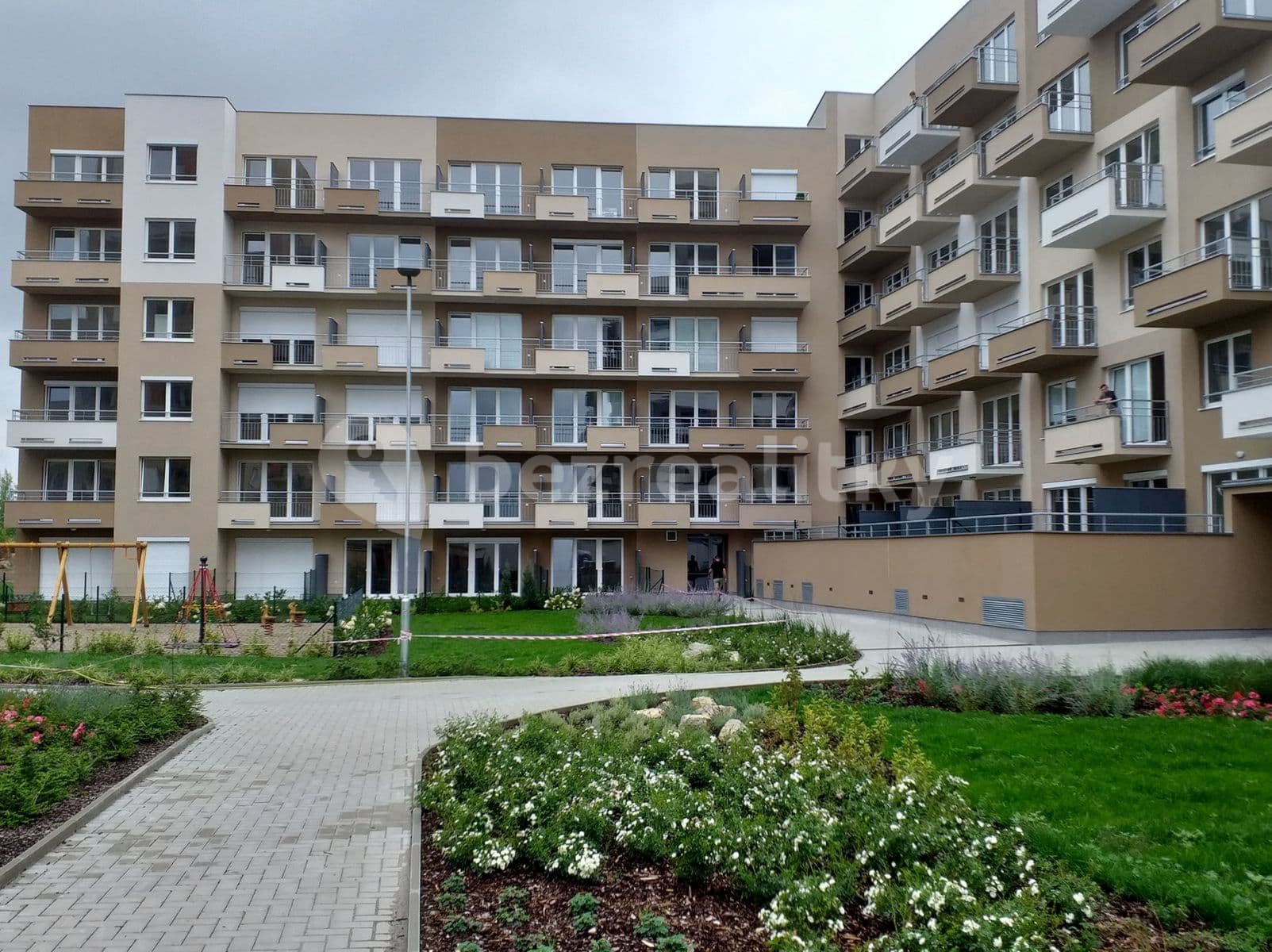 Pronájem bytu 1+kk 37 m², Mantovská, Praha, Praha Pronájem bytu 1+kk 37 m², Mantovská, Praha, Praha