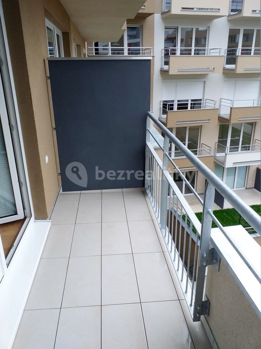 Pronájem bytu 1+kk 37 m², Mantovská, Praha, Praha Pronájem bytu 1+kk 37 m², Mantovská, Praha, Praha