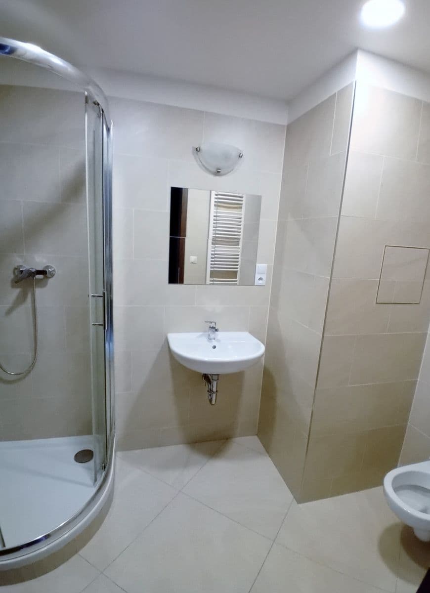 Pronájem bytu 1+kk 37 m², Mantovská, Praha, Praha Pronájem bytu 1+kk 37 m², Mantovská, Praha, Praha