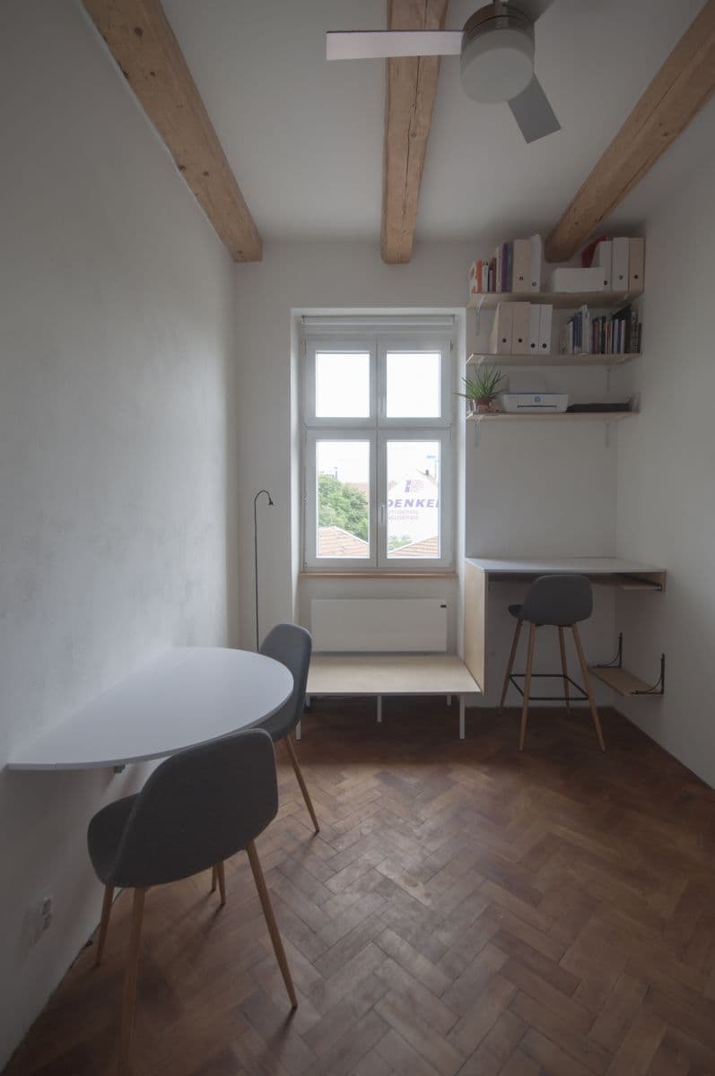 Pronájem bytu Garsoniéra 12 m², Milady Horákové, Brno, Jihomoravský kraj Pronájem bytu Garsoniéra 12 m², Milady Horákové, Brno, Jihomoravský kraj