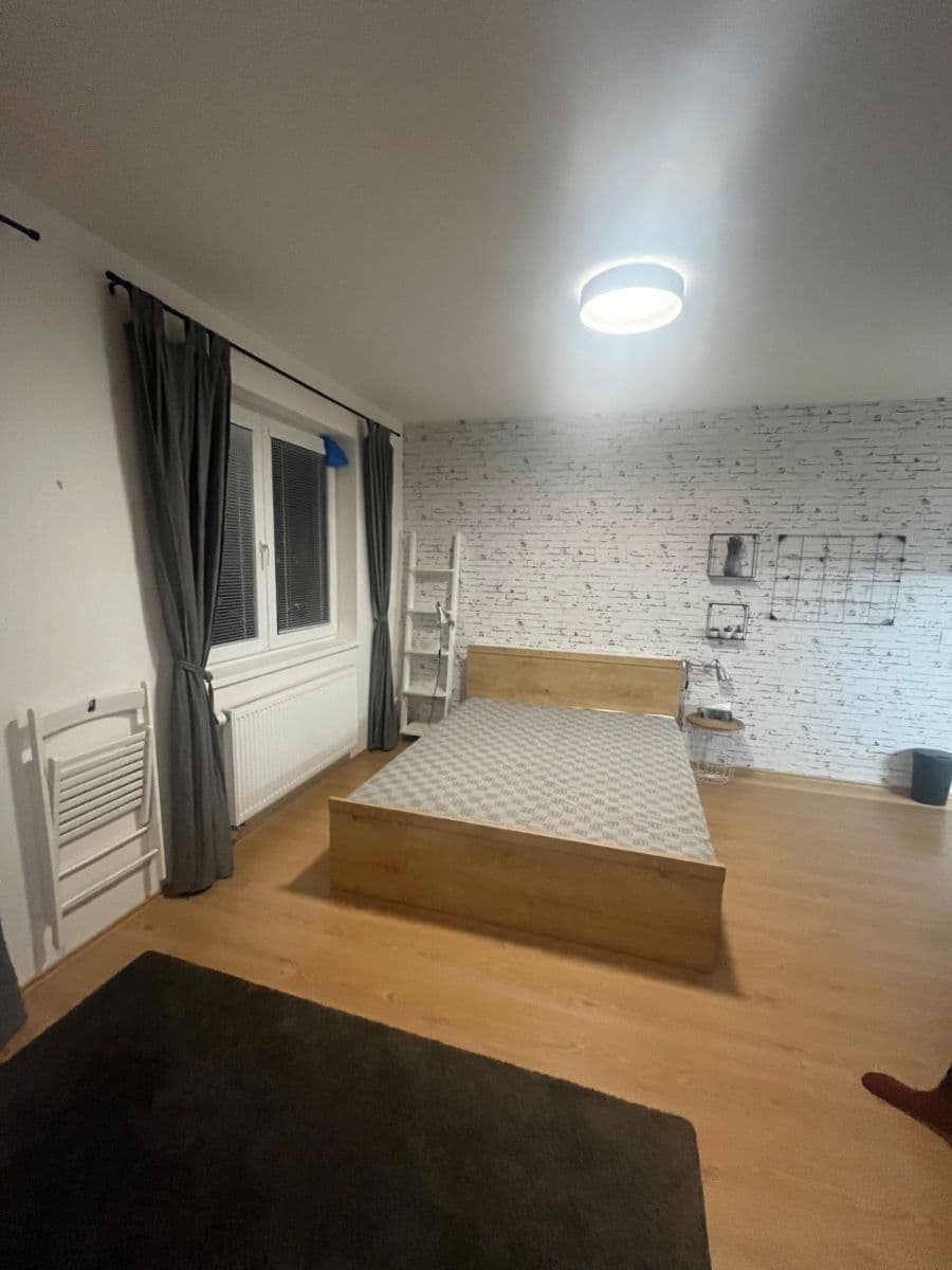 Pronájem bytu 1+kk 34 m², Milose Havla, Praha, Praha Pronájem bytu 1+kk 34 m², Milose Havla, Praha, Praha