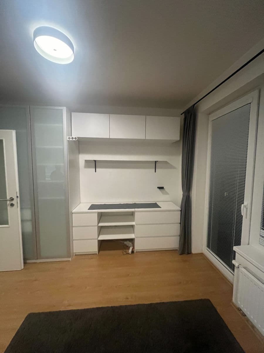 Pronájem bytu 1+kk 34 m², Milose Havla, Praha, Praha Pronájem bytu 1+kk 34 m², Milose Havla, Praha, Praha
