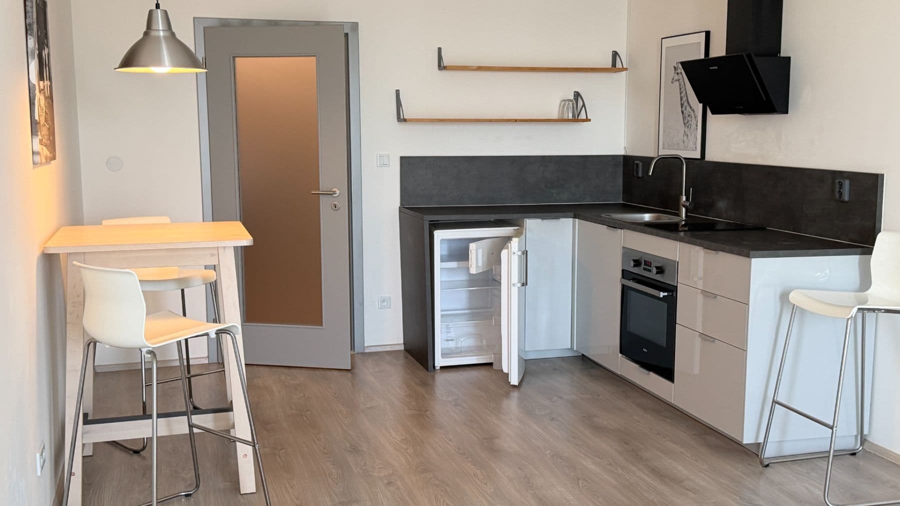 Pronájem bytu 1+kk 43 m², Premonstrátů, Chýně, Středočeský kraj Pronájem bytu 1+kk 43 m², Premonstrátů, Chýně, Středočeský kraj