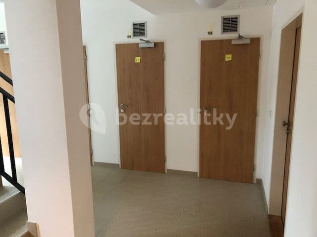 Pronájem bytu 2+kk 60 m², Okrajová ulice, Hostivice, Středočeský kraj Pronájem bytu 2+kk 60 m², Okrajová ulice, Hostivice, Středočeský kraj