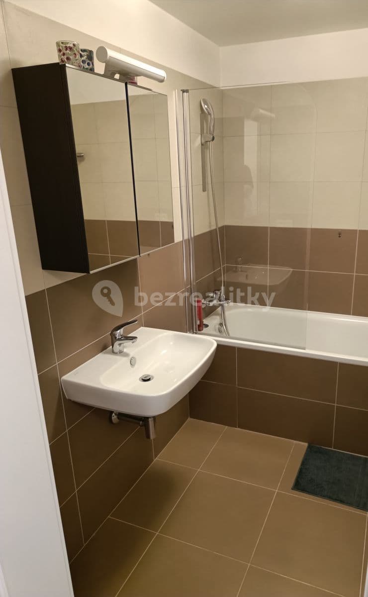 Pronájem bytu 2+kk 60 m², Okrajová ulice, Hostivice, Středočeský kraj Pronájem bytu 2+kk 60 m², Okrajová ulice, Hostivice, Středočeský kraj