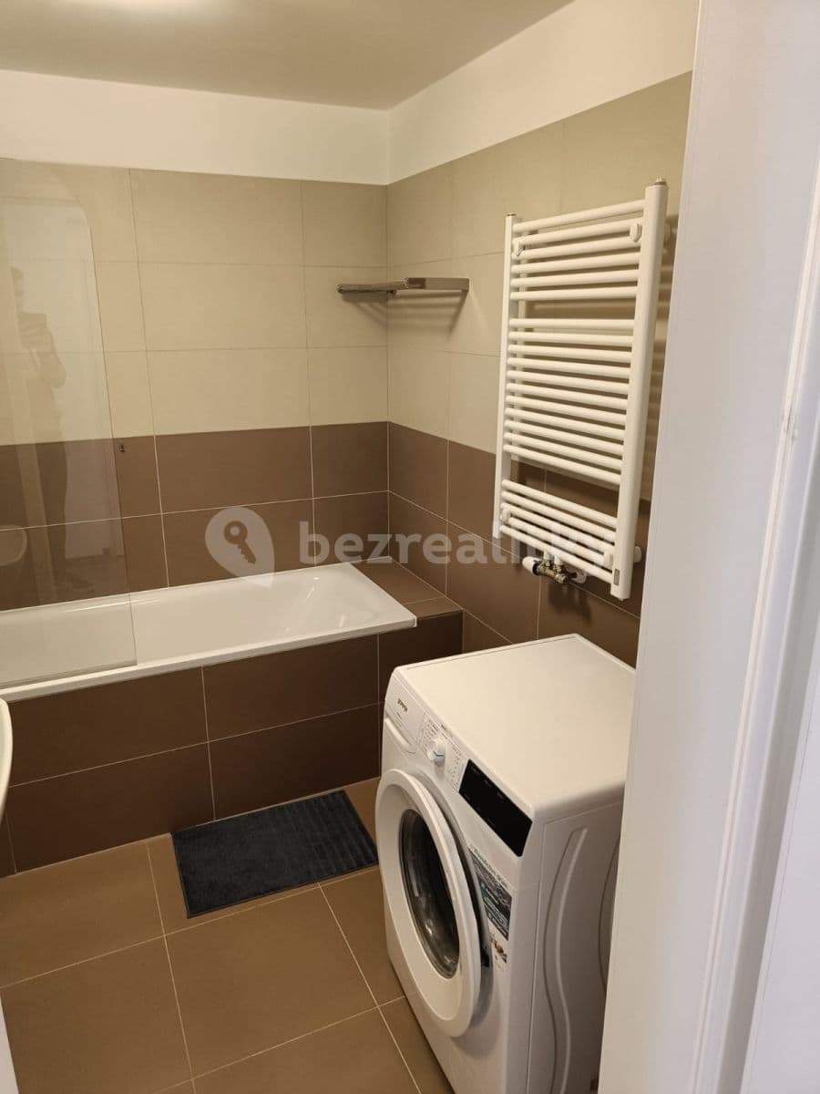 Pronájem bytu 2+kk 60 m², Okrajová ulice, Hostivice, Středočeský kraj Pronájem bytu 2+kk 60 m², Okrajová ulice, Hostivice, Středočeský kraj