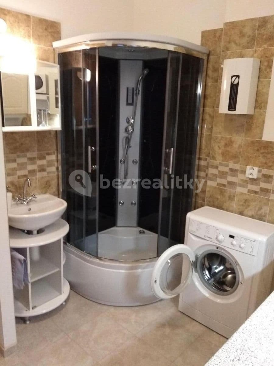 Pronájem bytu 1+kk 25 m², Svatoslavova, Praha, Praha Pronájem bytu 1+kk 25 m², Svatoslavova, Praha, Praha