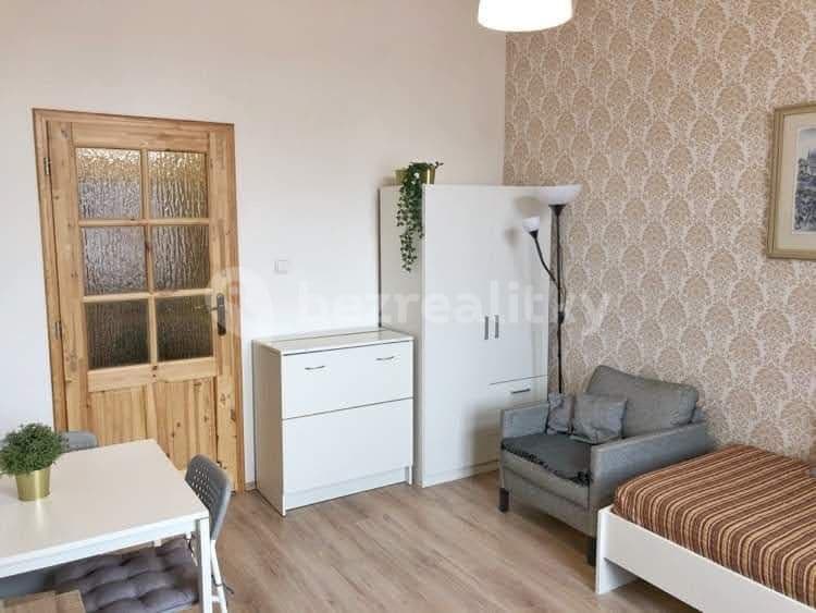 Pronájem bytu 1+kk 25 m², Svatoslavova, Praha, Praha Pronájem bytu 1+kk 25 m², Svatoslavova, Praha, Praha