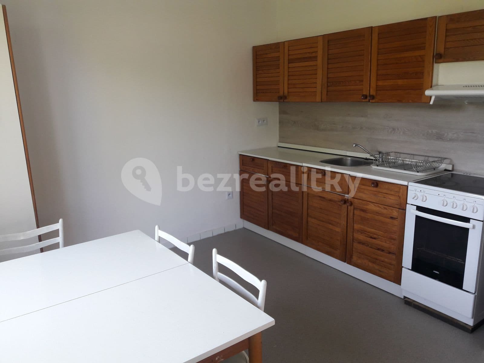 Pronájem bytu 4+1 120 m², Zádědina, Zlín, Zlínský kraj Pronájem bytu 4+1 120 m², Zádědina, Zlín, Zlínský kraj