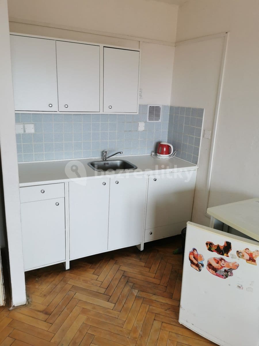 Pronájem bytu 1+kk 28 m², Na Obvodu, Ostrava, Moravskoslezský kraj Pronájem bytu 1+kk 28 m², Na Obvodu, Ostrava, Moravskoslezský kraj
