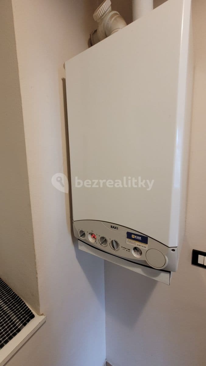 Pronájem bytu 1+1 33 m², Duškova, Praha, Praha Pronájem bytu 1+1 33 m², Duškova, Praha, Praha